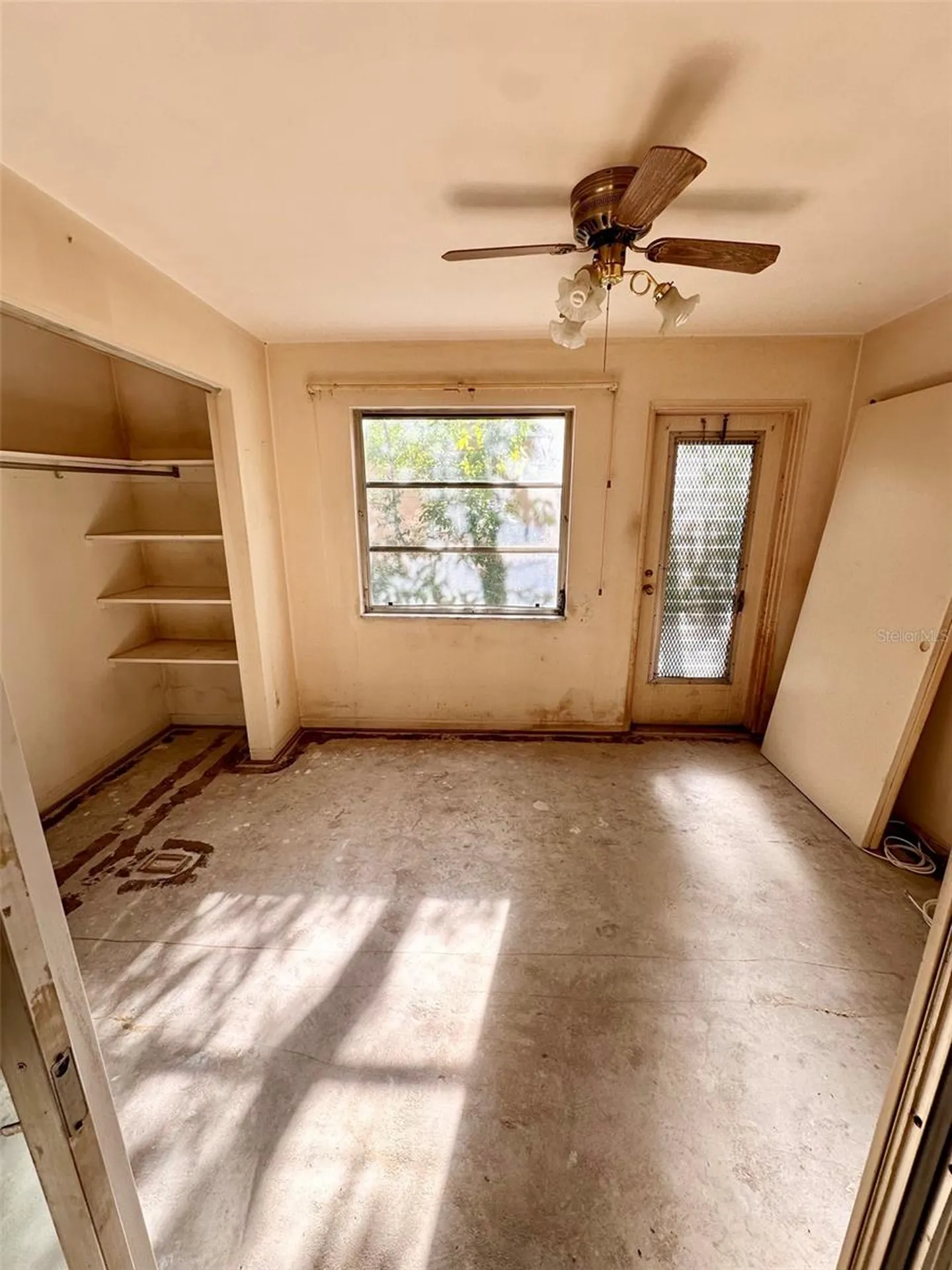 450 32nd Avenue N St Petersburg FL 33704