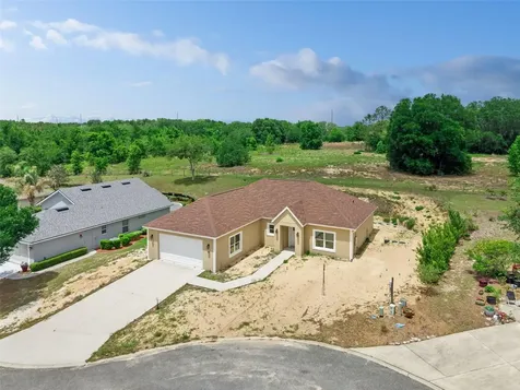 95 Fairway Circle Umatilla FL 32784