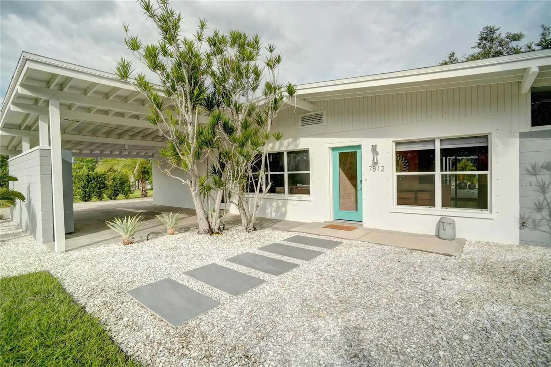 7812 San Juan Avenue Bradenton FL 34209