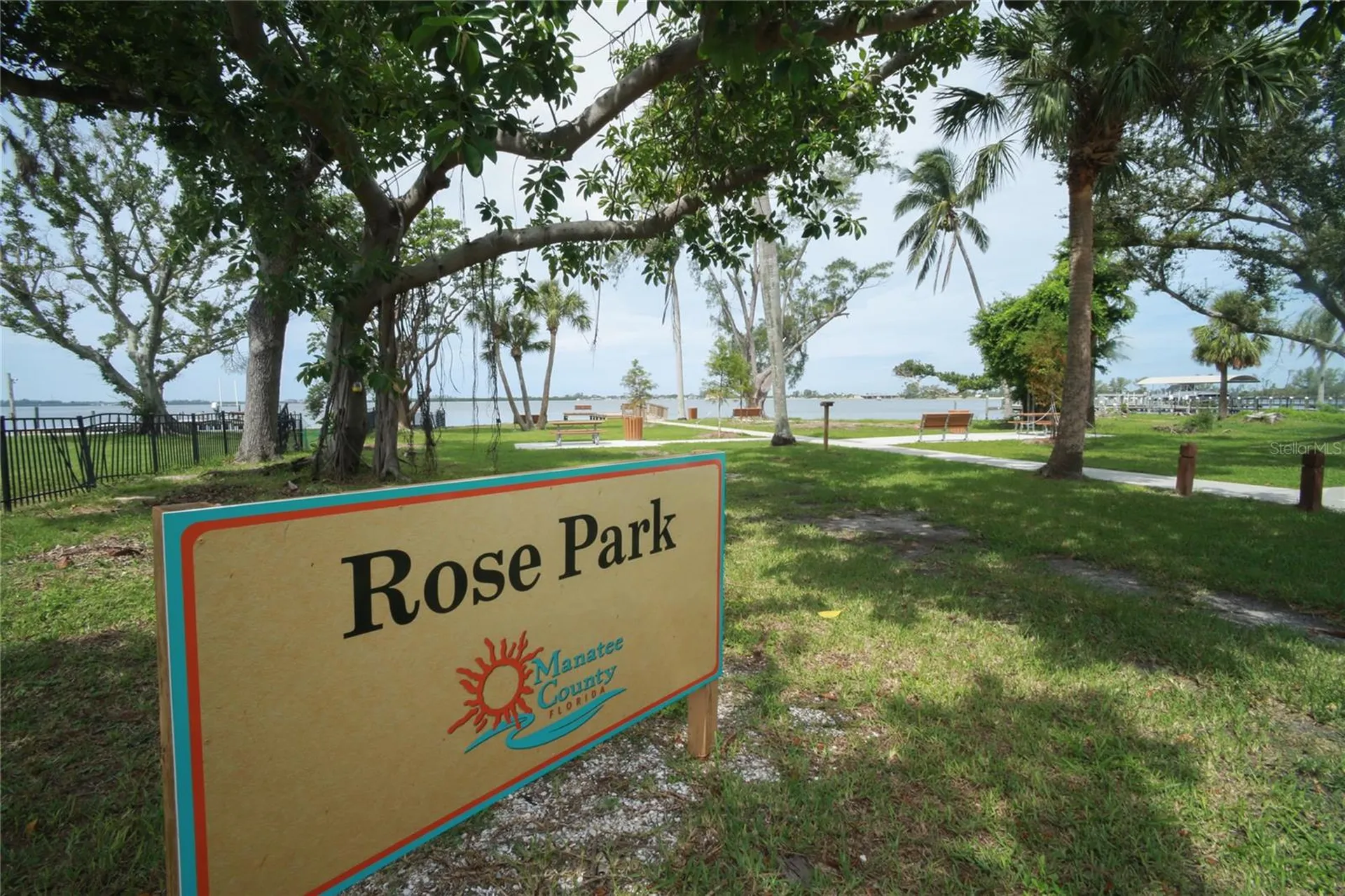 7812 San Juan Avenue Bradenton FL 34209