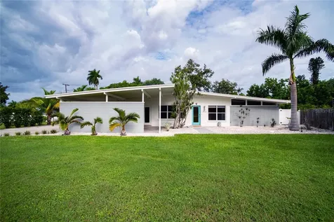 7812 San Juan Avenue Bradenton FL 34209