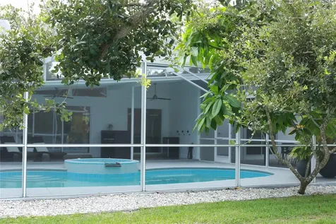 7812 San Juan Avenue Bradenton FL 34209