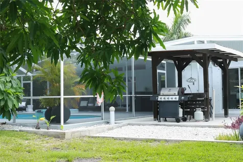7812 San Juan Avenue Bradenton FL 34209