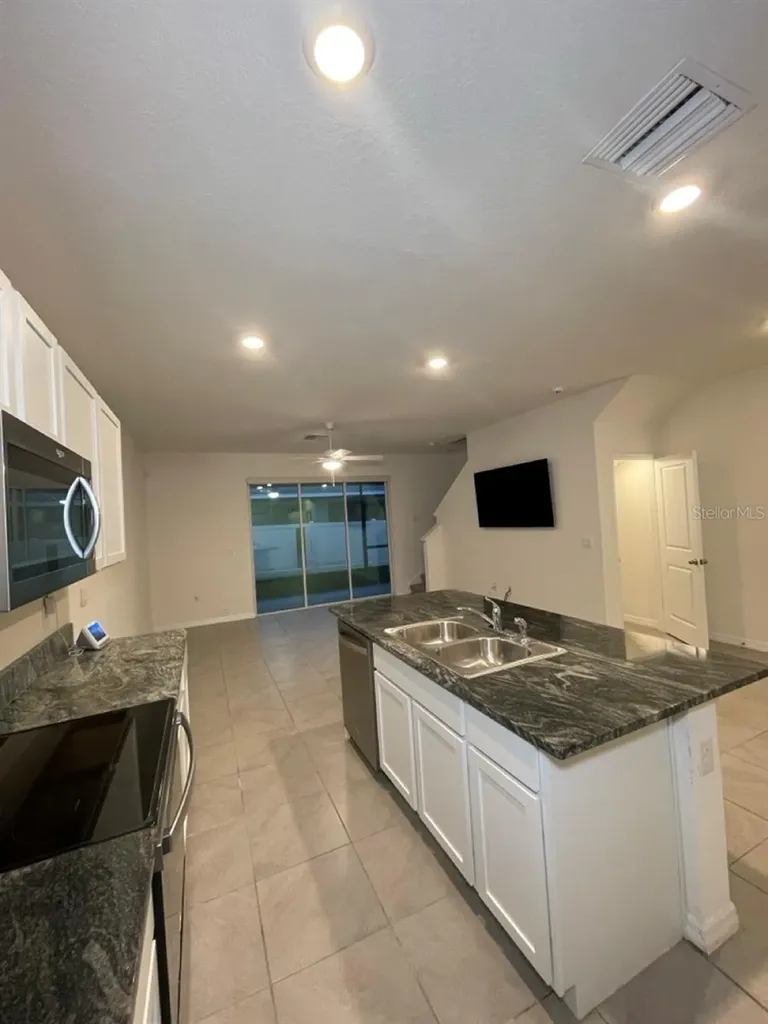 2883 Peony Prairie Lane Wesley Chapel FL 33543