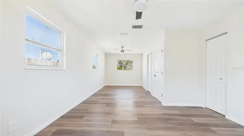 4418 W Fairview Heights Tampa FL 33616
