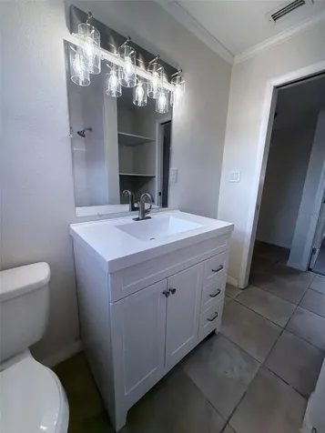 4418 W Fairview Heights Tampa FL 33616