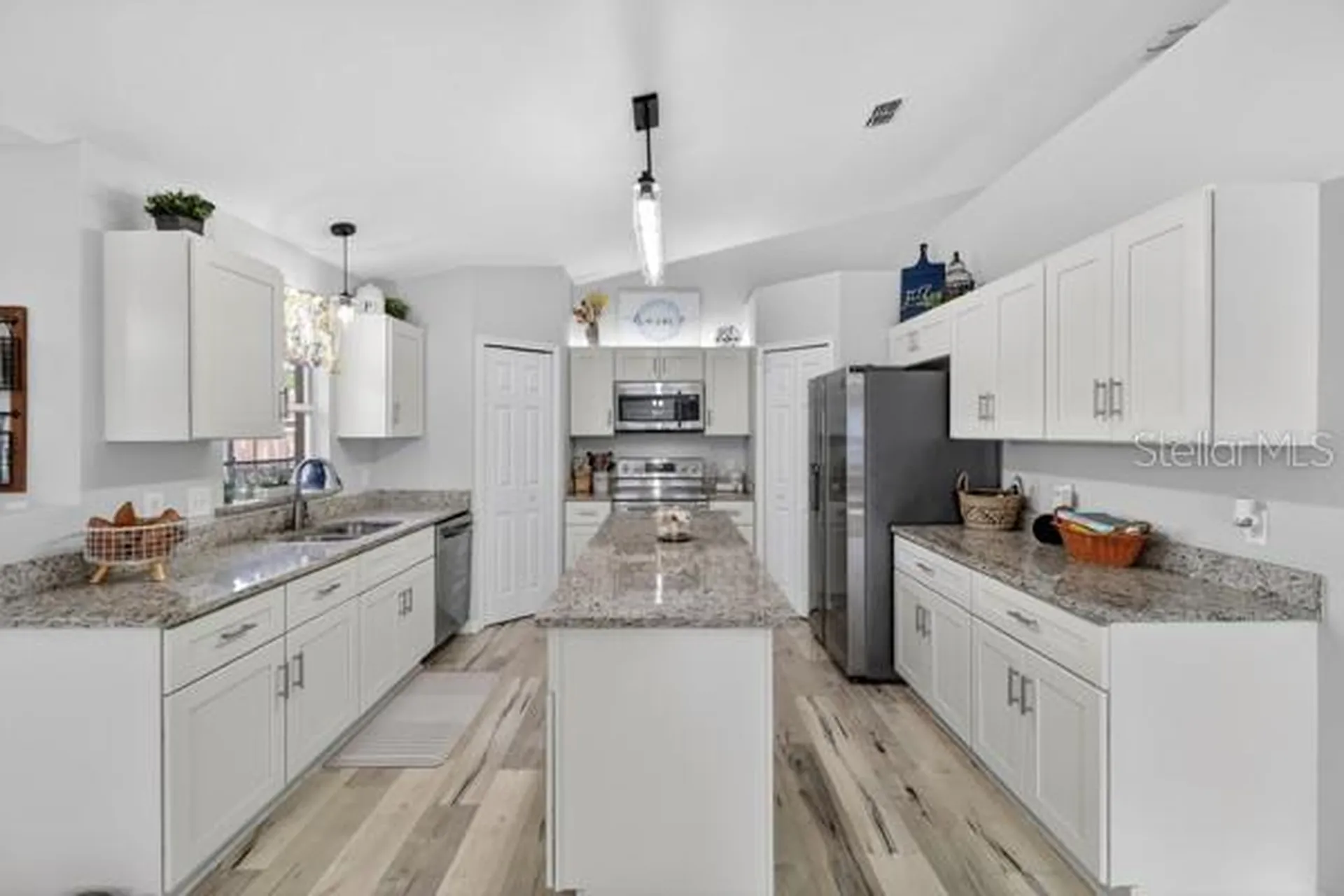 3857 Sleepy Hill Oaks Loop Lakeland FL 33810