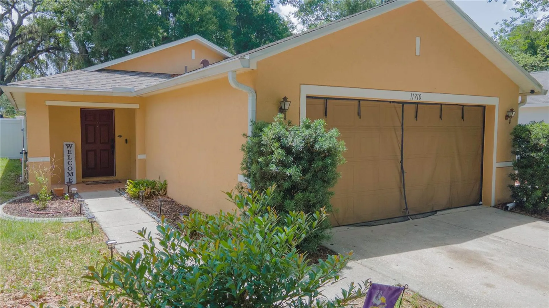 11910 Mango Groves Boulevard Seffner FL 33584