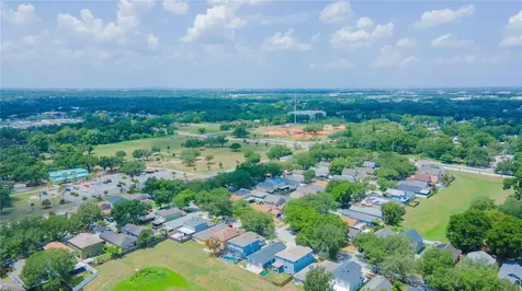 11910 Mango Groves Boulevard Seffner FL 33584