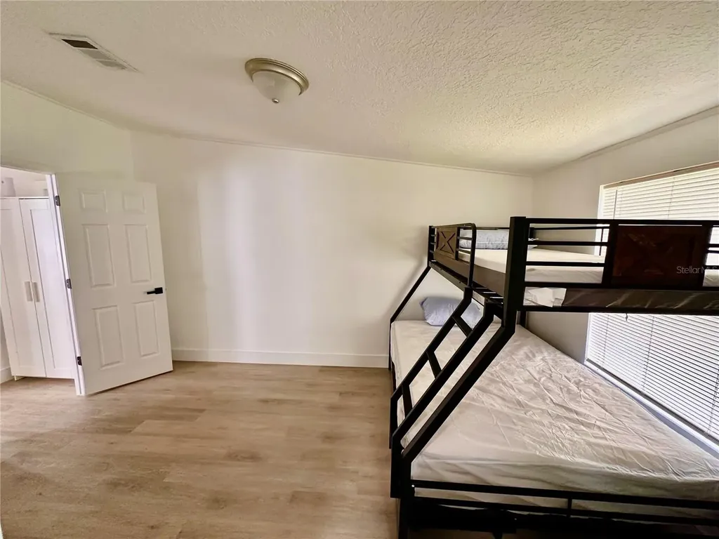 9626 3rd Avenue Orlando FL 32824