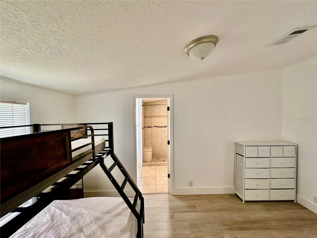 9626 3rd Avenue Orlando FL 32824