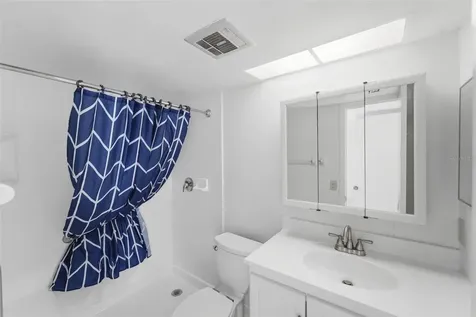 424 Windmeadows Street Altamonte Springs FL 32701