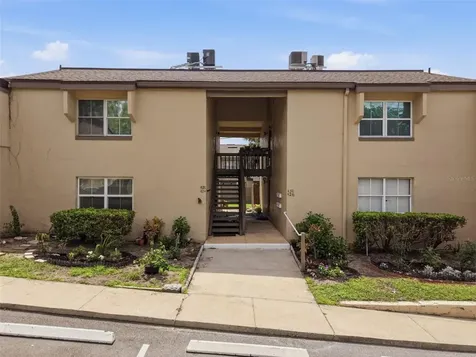 424 Windmeadows Street Altamonte Springs FL 32701
