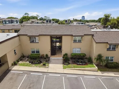 424 Windmeadows Street Altamonte Springs FL 32701