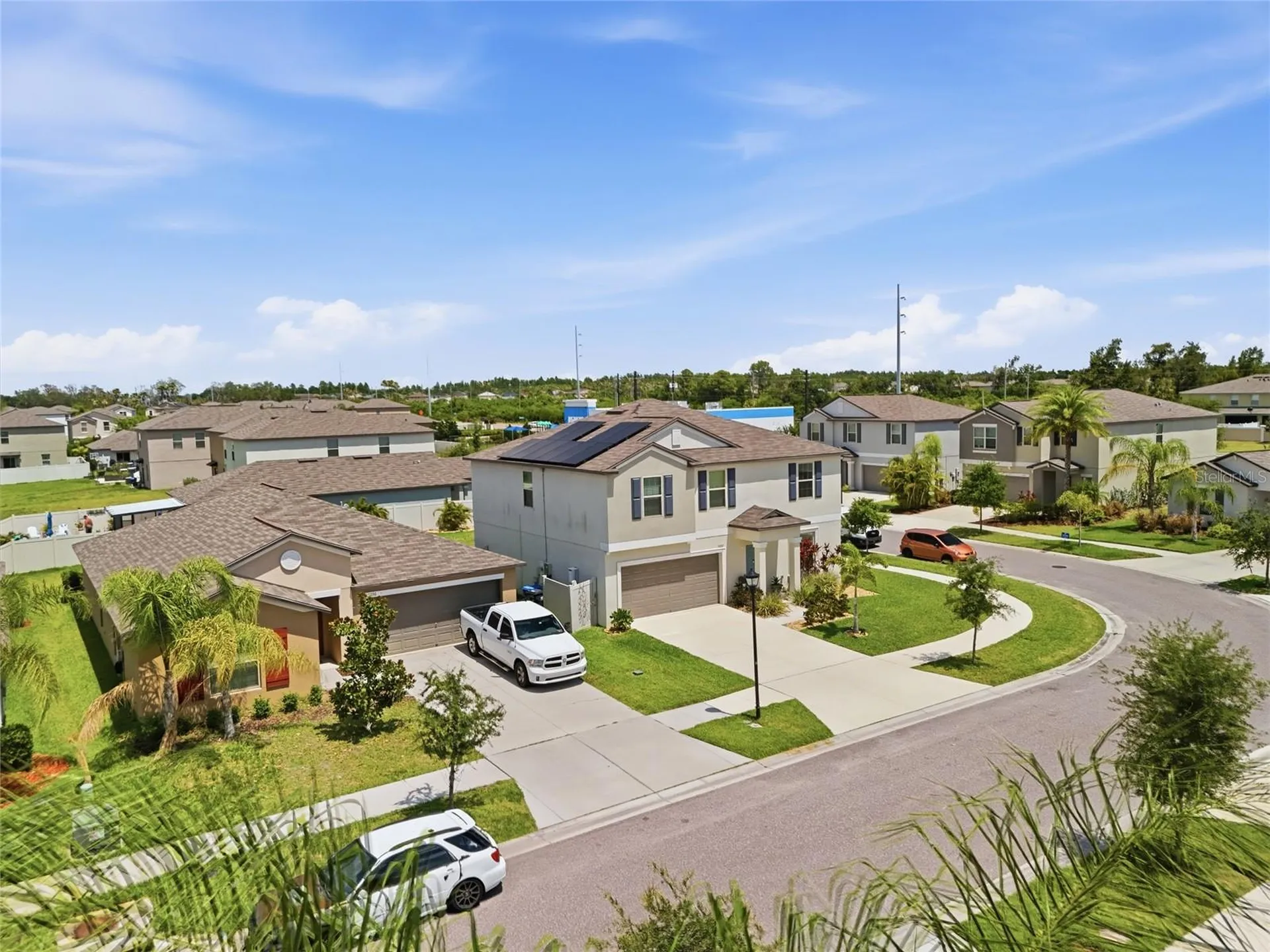 5052 White Chicory Drive Apollo Beach FL 33572