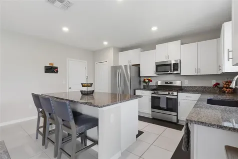 5052 White Chicory Drive Apollo Beach FL 33572