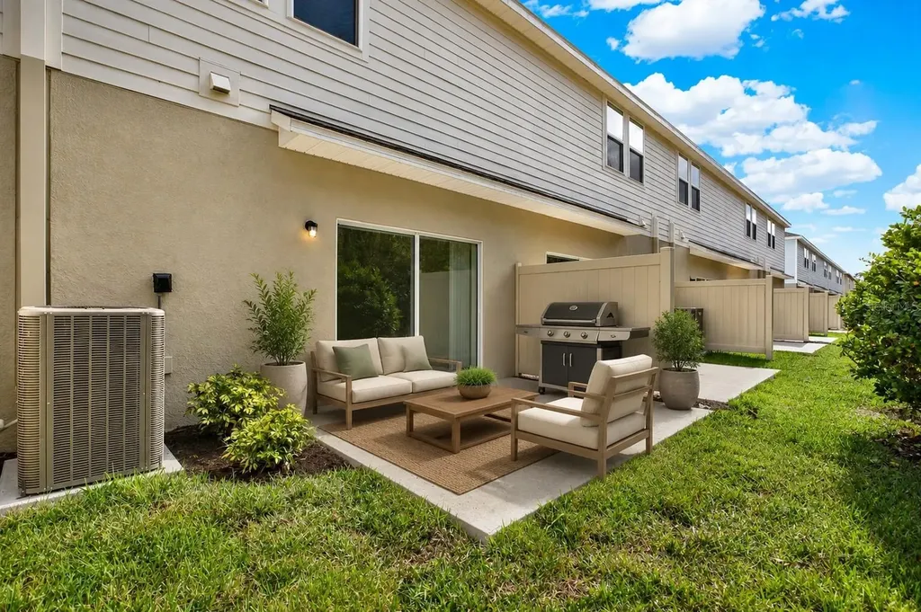 2191 Hallier Cove Wesley Chapel FL 33543