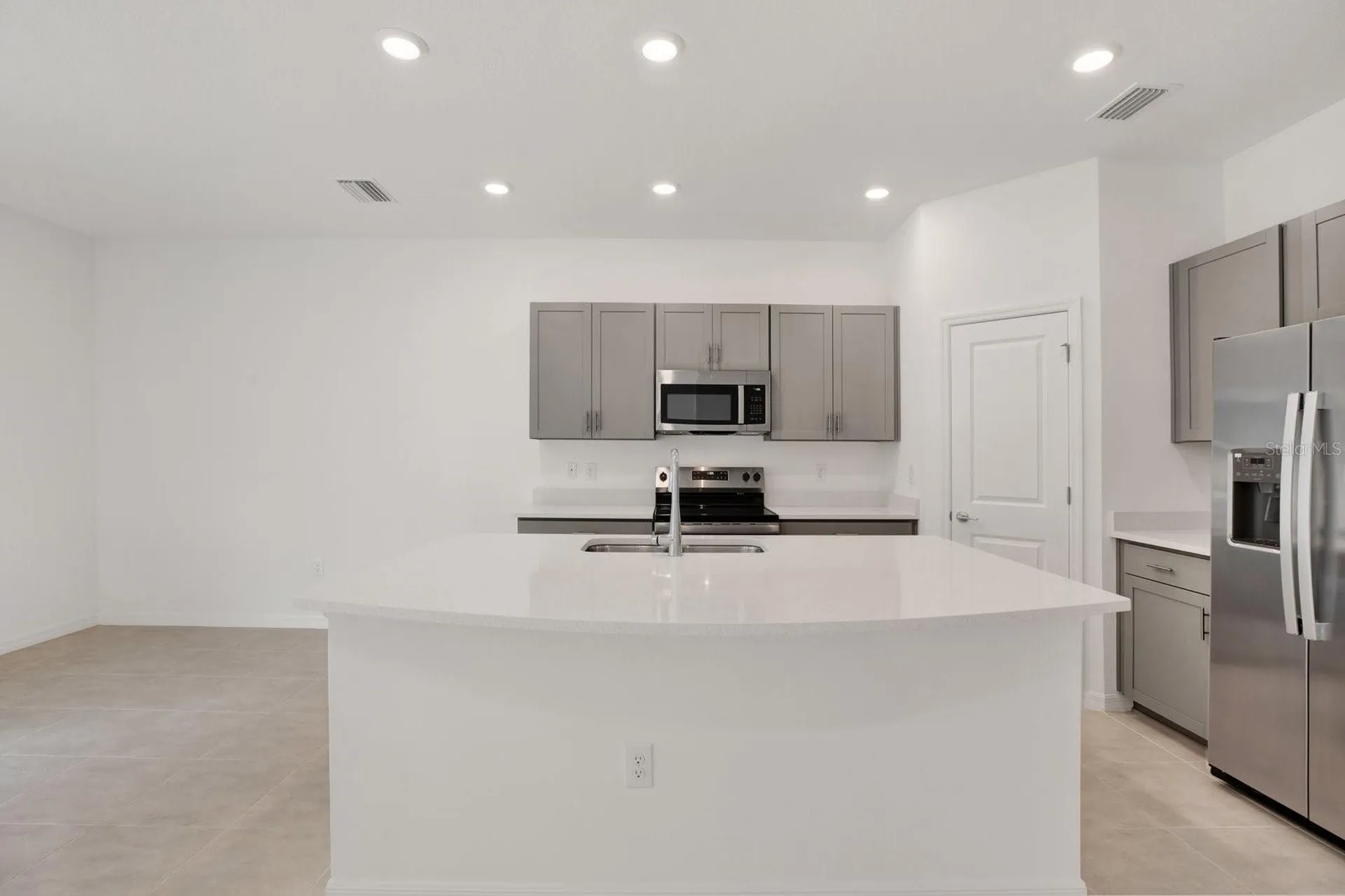 2191 Hallier Cove Wesley Chapel FL 33543