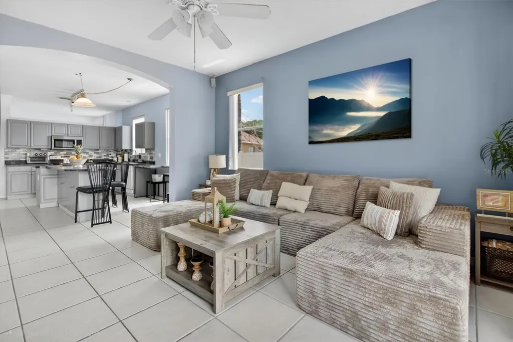 2304 Saphire Court Kissimmee FL 34743