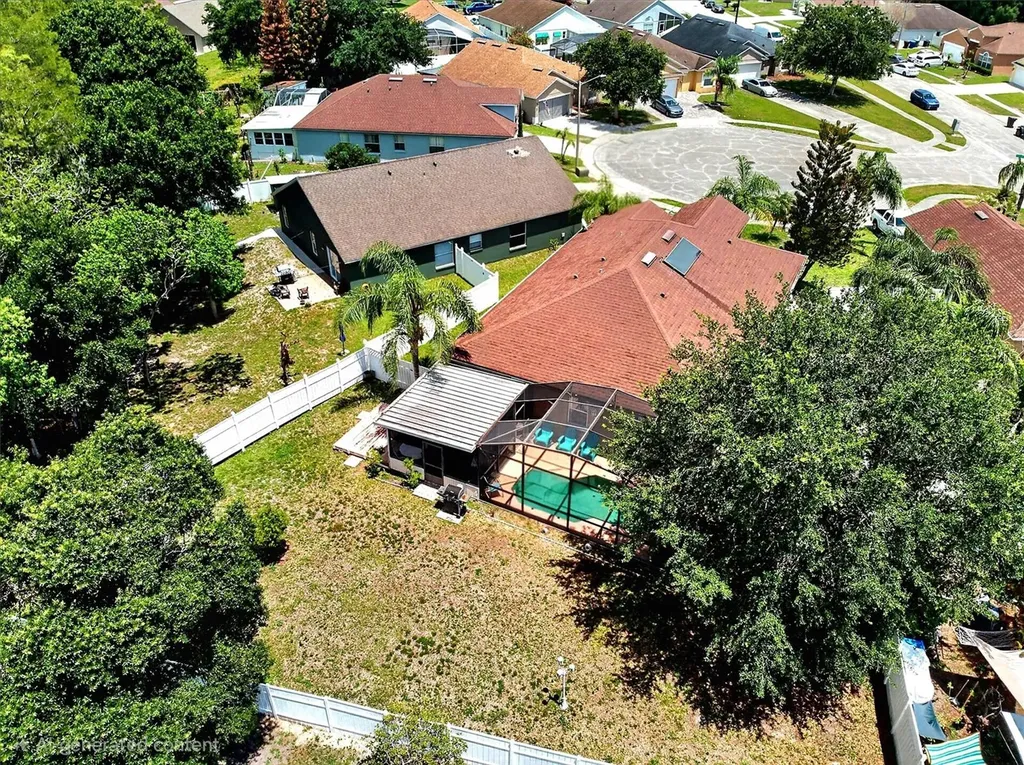2304 Saphire Court Kissimmee FL 34743