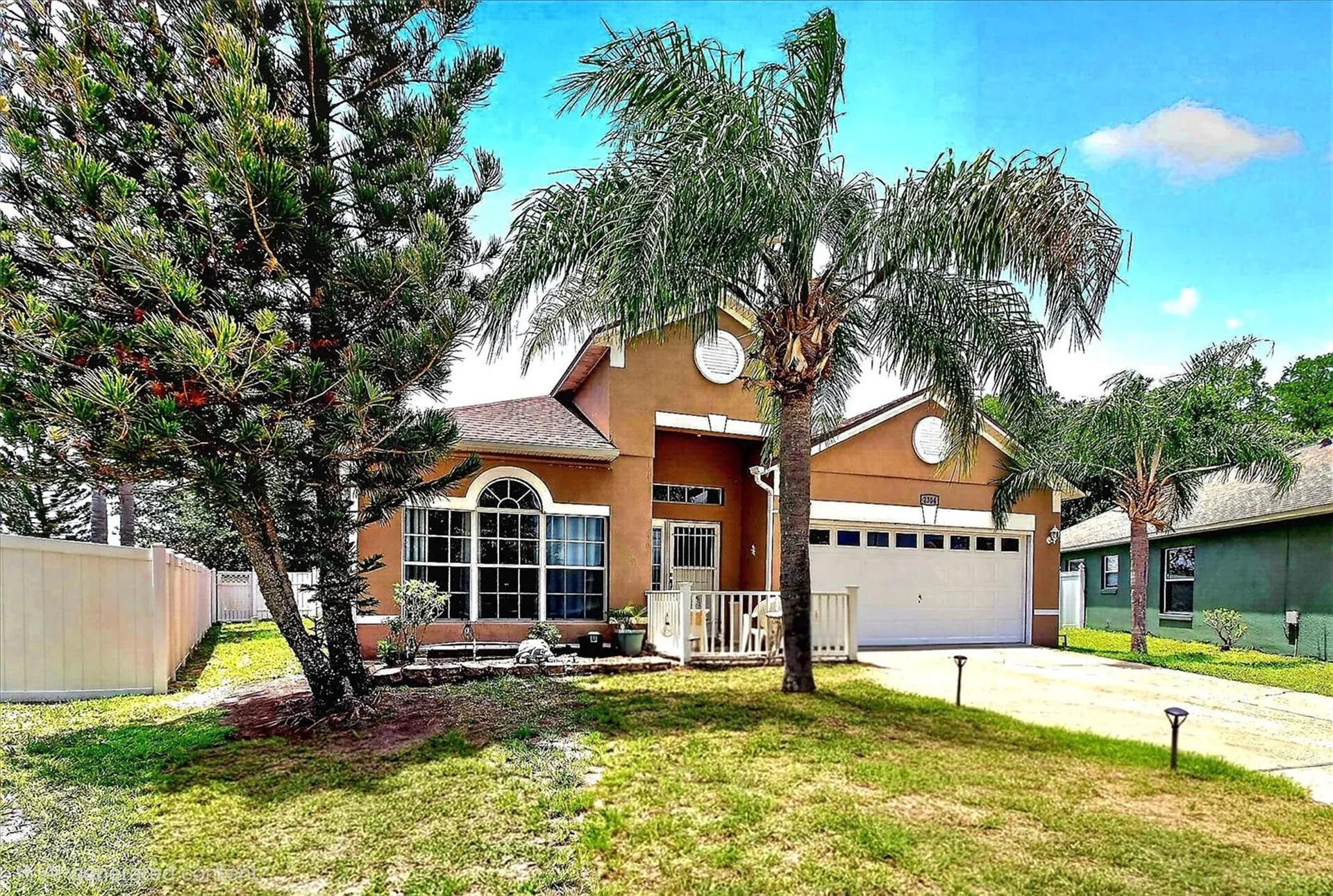 2304 Saphire Court Kissimmee FL 34743