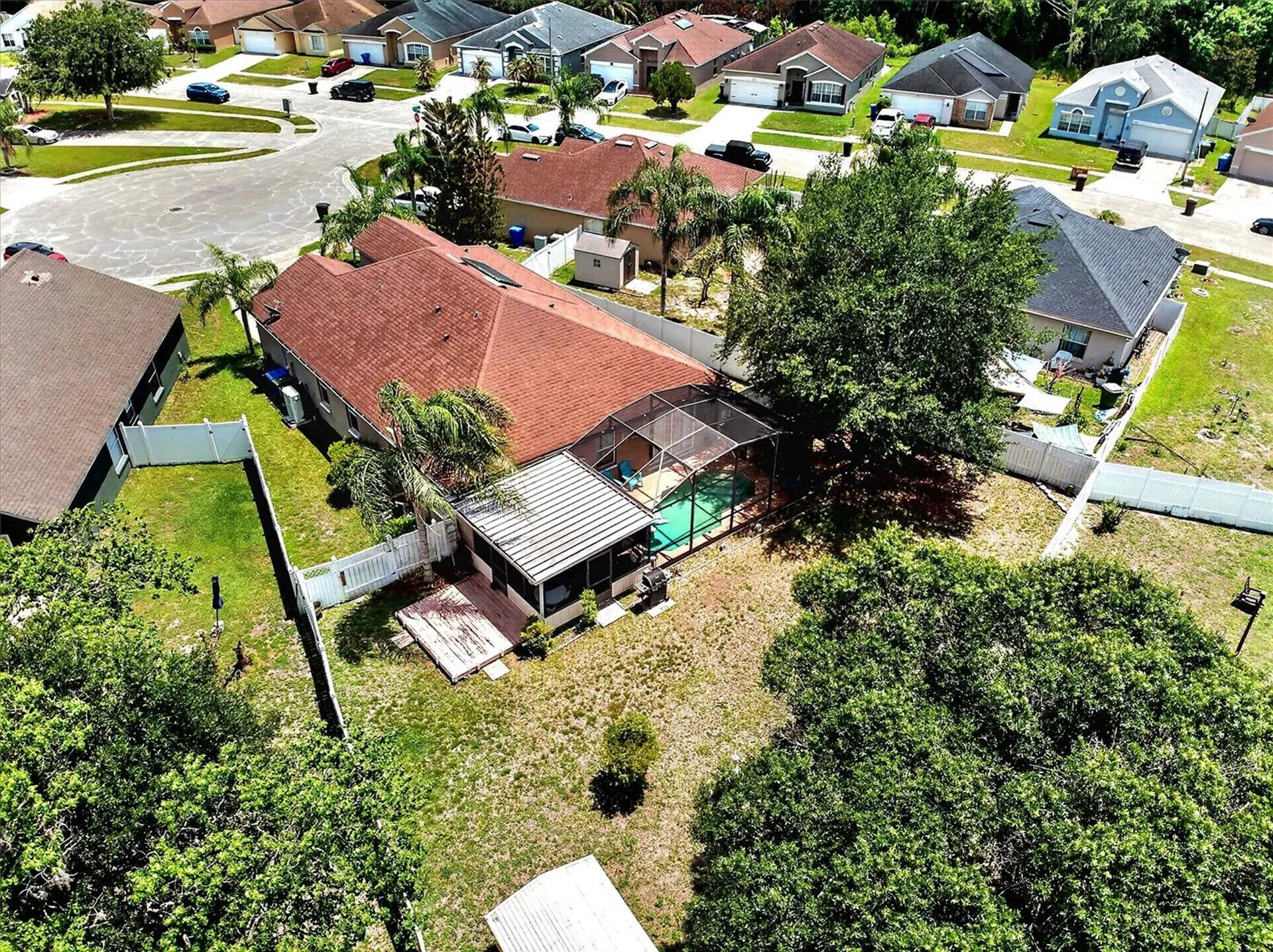2304 Saphire Court Kissimmee FL 34743