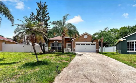 2304 Saphire Court Kissimmee FL 34743