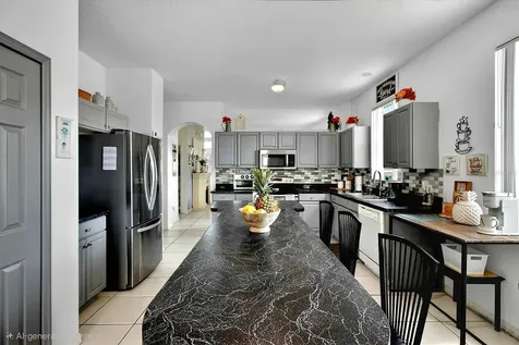 2304 Saphire Court Kissimmee FL 34743