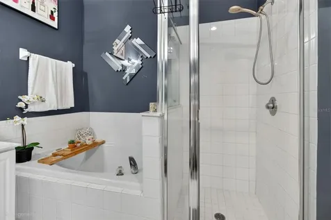 2304 Saphire Court Kissimmee FL 34743