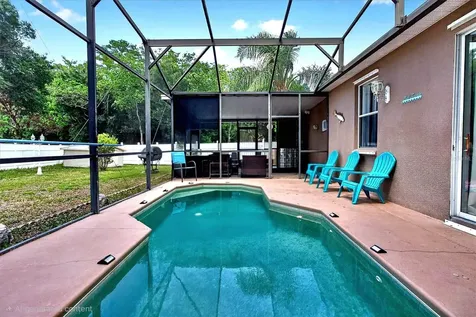 2304 Saphire Court Kissimmee FL 34743