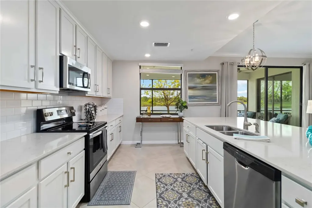 10805 Tarflower Drive Venice FL 34293