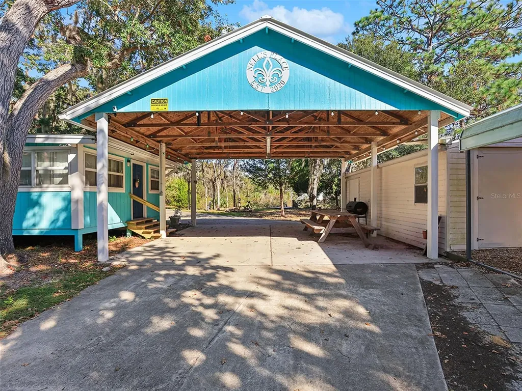112 8th Street NE Steinhatchee FL 32359