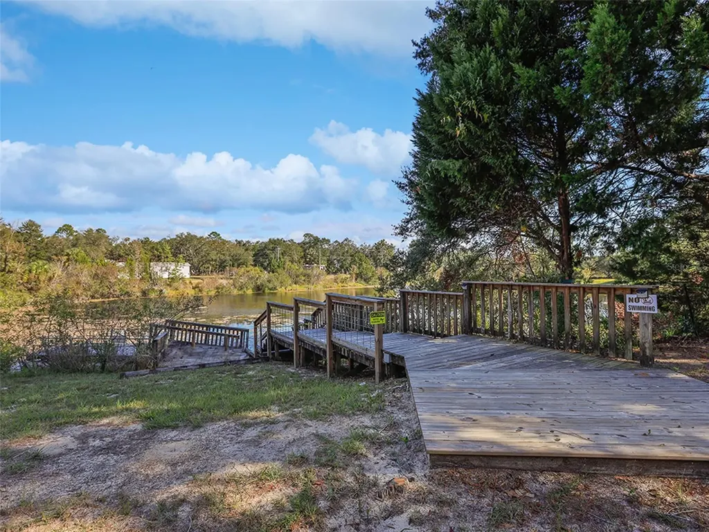 112 8th Street NE Steinhatchee FL 32359