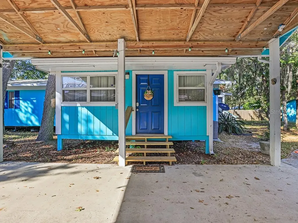 112 8th Street NE Steinhatchee FL 32359