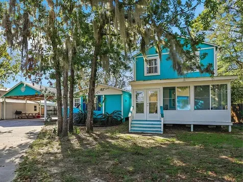 112 8TH Street NE Steinhatchee FL 32359