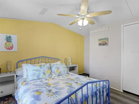 112 8th Street NE Steinhatchee FL 32359