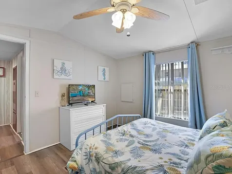 112 8th Street NE Steinhatchee FL 32359