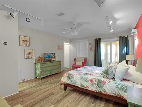 112 8th Street NE Steinhatchee FL 32359