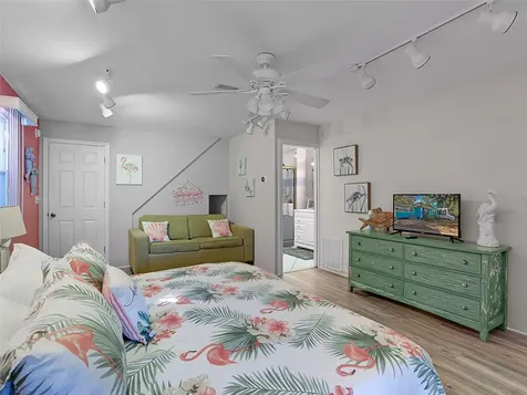 112 8th Street NE Steinhatchee FL 32359