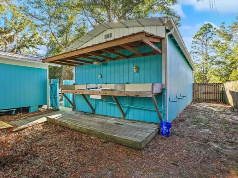 112 8th Street NE Steinhatchee FL 32359