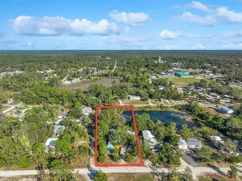 112 8th Street NE Steinhatchee FL 32359