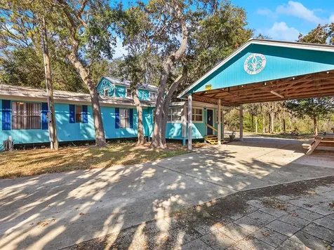112 8th Street NE Steinhatchee FL 32359