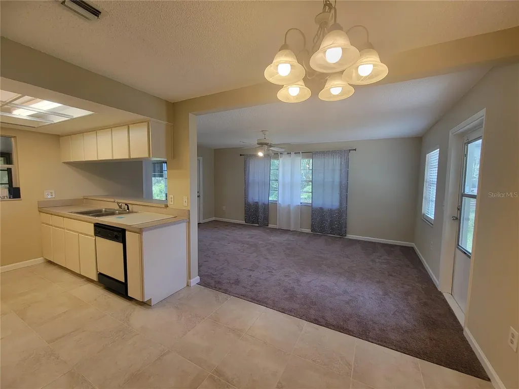 9022 Lingrove Road Weeki Wachee FL 34613