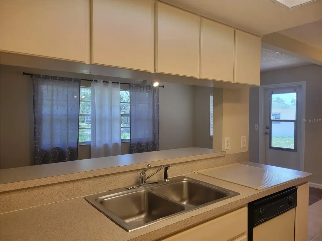 9022 Lingrove Road Weeki Wachee FL 34613