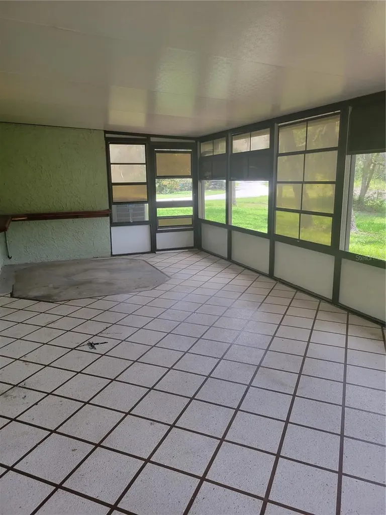 9022 Lingrove Road Weeki Wachee FL 34613