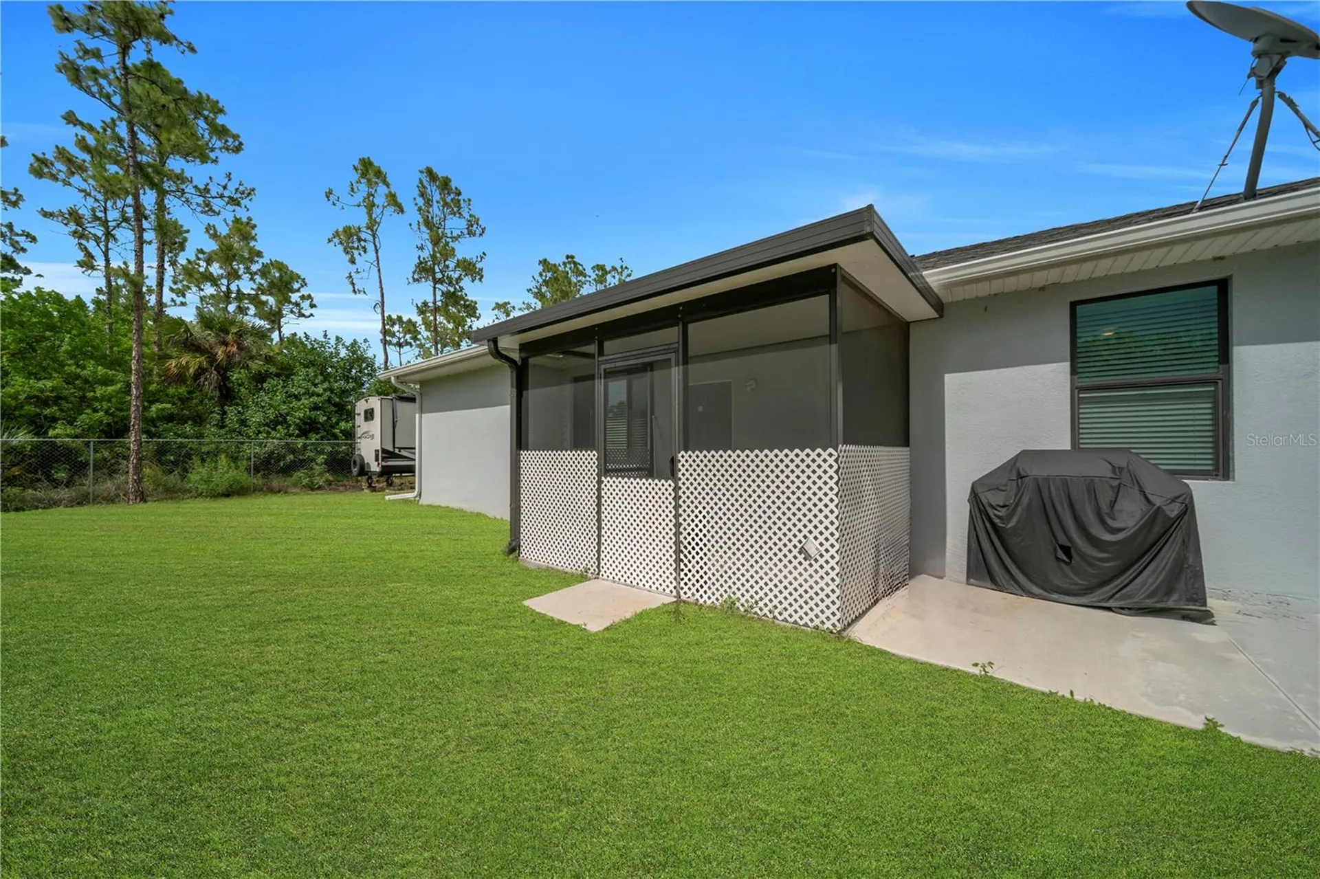 2021 Hines Avenue Alva FL 33920