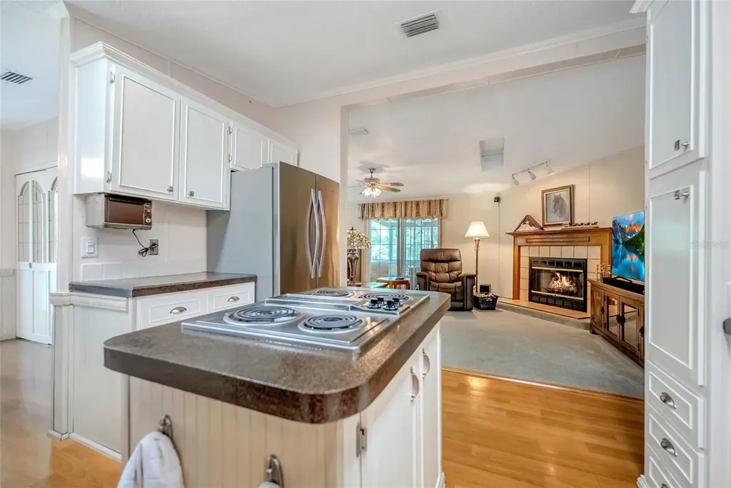 5042 SW 166th Court Road Ocala FL 34481