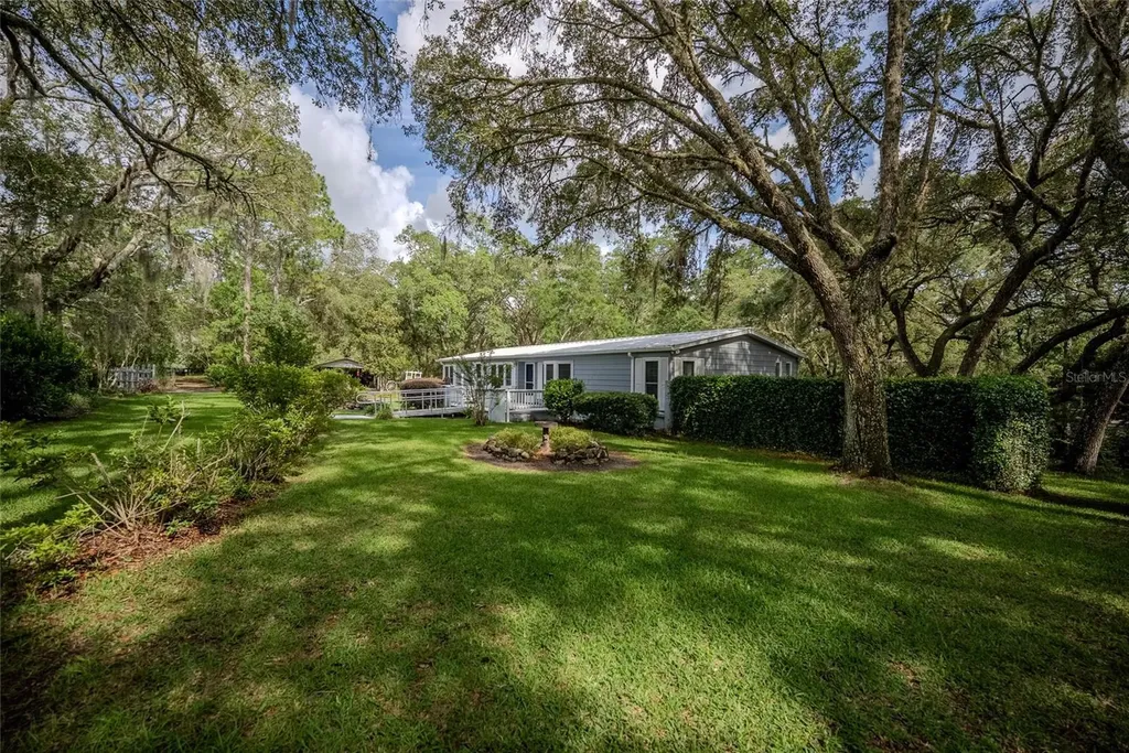 5042 SW 166th Court Road Ocala FL 34481