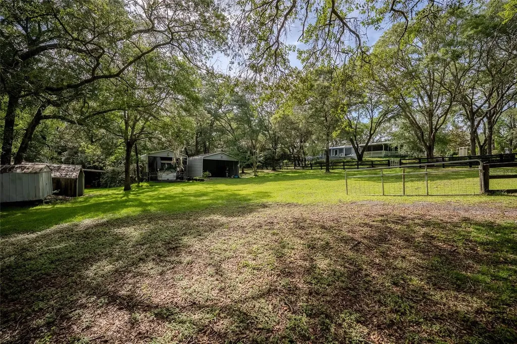 5042 SW 166th Court Road Ocala FL 34481