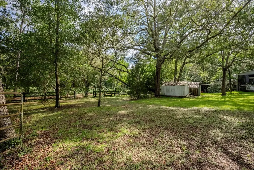 5042 SW 166th Court Road Ocala FL 34481